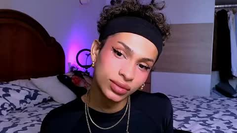 Fabi online show from 05/25/26, 05:02