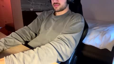 Call me bitch online show from 01/03/25, 08:10