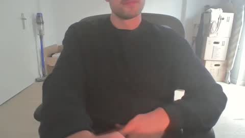 Snapshot of fabian_196 chatting on 09/13/25, 05:02 Call me bitch online show from 09/13/25, 05:02