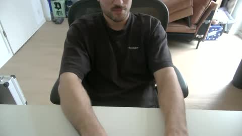 Snapshot of fabian_196 chatting on 12/22/25, 12:02 Call me bitch online show from 12/22/25, 12:02