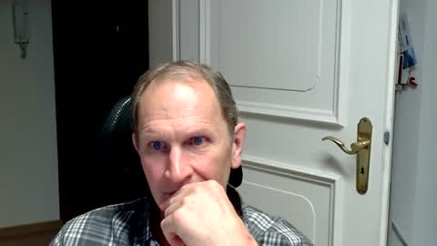 Fabian online show from 06/19/26, 07:17