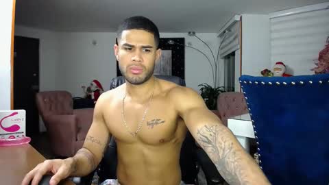 Snapshot of fabilatindick20 chatting on 12/04/24, 06:22 Fabian online show from 12/04/24, 06:22