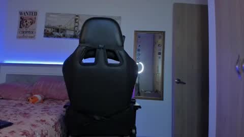 faceofbabyyy online show from 02/25/25, 06:47