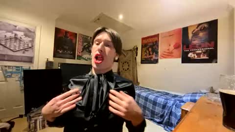 fagboysissy online show from 11/02/25, 12:57