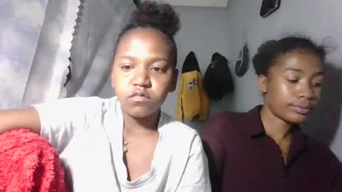 faiqua95 online show from 03/22/26, 09:07