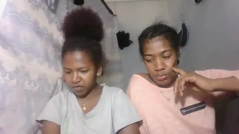 faiqua95 online show from 03/25/26, 11:38