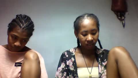 faiqua95 online show from 04/15/26, 12:12