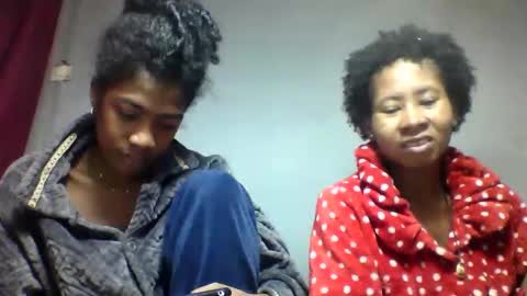 faiqua95 online show from 05/05/26, 06:54