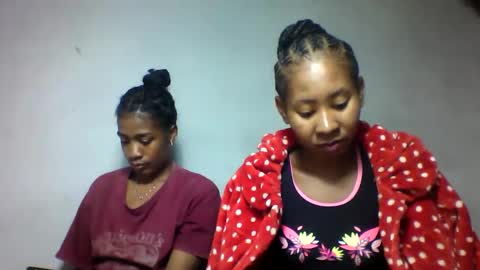 faiqua95 online show from 05/12/26, 08:06