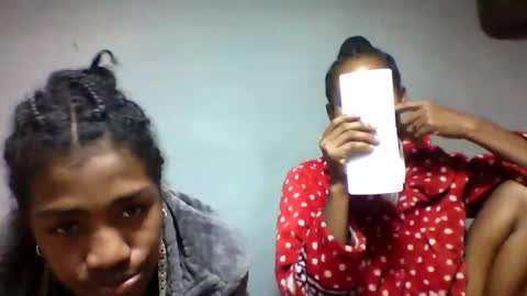 faiqua95 online show from 05/15/26, 05:53