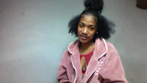 faiqua95 online show from 05/31/26, 06:09
