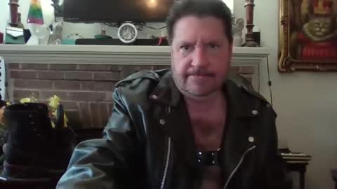 Snapshot of fairmount31 chatting on 04/24/26, 11:34 fairmount31 online show from 04/24/26, 11:34