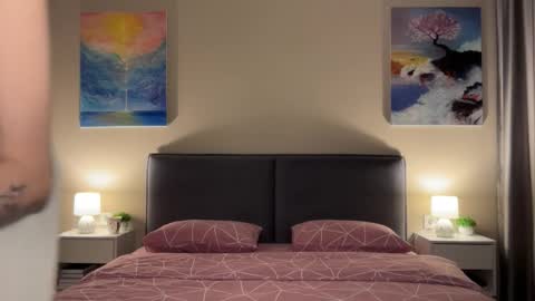 Bloom  online show from 09/10/25, 04:40