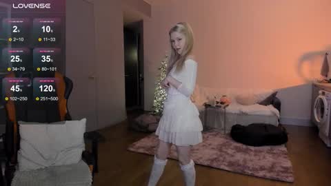 fairy_casey online show from 12/01/25, 07:30