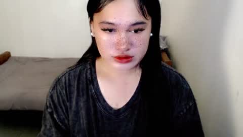Snapshot of fairy_cuddle chatting on 06/15/26, 07:27 call me shanaia online show from 06/15/26, 07:27