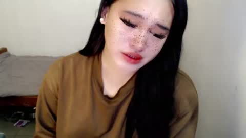 Snapshot of fairy_cuddle chatting on 06/24/26, 04:33 call me shanaia online show from 06/24/26, 04:33