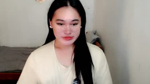 Snapshot of fairy_cuddle chatting on 06/28/26, 04:46 call me shanaia online show from 06/28/26, 04:46