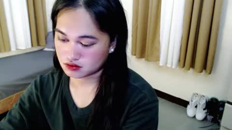 Snapshot of fairy_cuddle chatting on 07/22/26, 05:43 call me shanaia online show from 07/22/26, 05:43