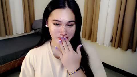 Snapshot of fairy_cuddle chatting on 07/23/26, 07:39 call me shanaia online show from 07/23/26, 07:39
