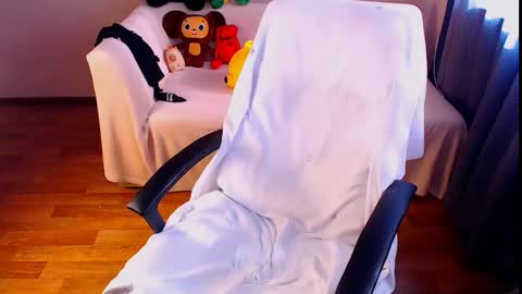 Elli  online show from 02/20/26, 11:43