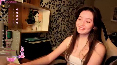 Fairy m00n  online show from 02/05/26, 12:04