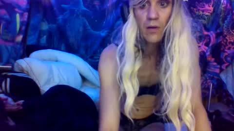 fairy_moan online show from 06/07/26, 08:51