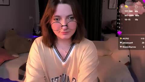 Tara online show from 03/08/26, 02:04