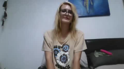 fairyalice69 online show from 02/08/25, 07:27