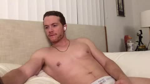 Snapshot of fairybae5 chatting on 12/16/24, 02:25 Travis online show from 12/16/24, 02:25