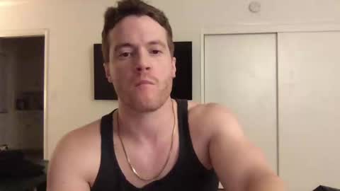 Snapshot of fairybae5 chatting on 01/26/25, 05:56 Travis online show from 01/26/25, 05:56