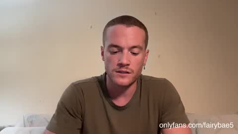 Snapshot of fairybae5 chatting on 09/25/25, 05:11 Travis online show from 09/25/25, 05:11