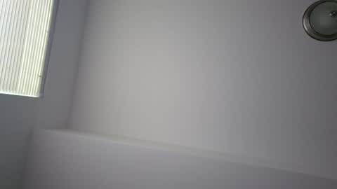 Snapshot of fairyboycvm chatting on 10/13/25, 04:51 fairyboycvm online show from 10/13/25, 04:51