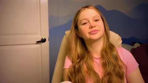 Snapshot of fairyilona chatting on 10/20/25, 07:20 Ilona online show from 10/20/25, 07:20