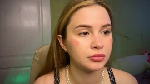 Ilona online show from 03/26/26, 08:42