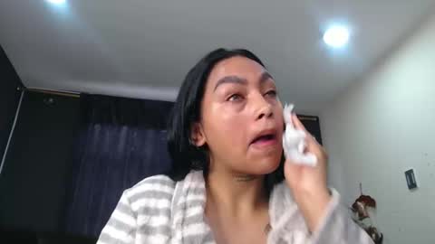 fairylatin online show from 12/19/25, 12:12