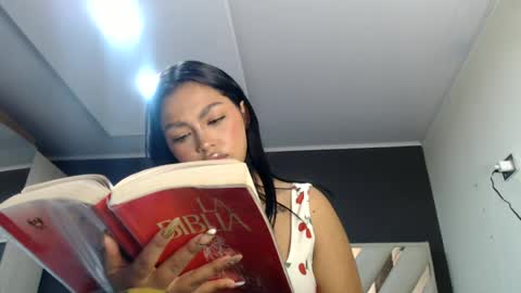 fairylatin online show from 07/05/26, 08:27