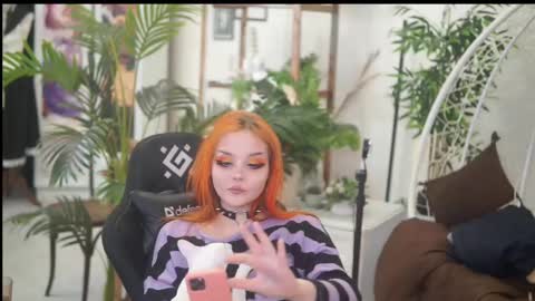 faith_chan online show from 02/25/25, 04:24