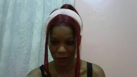 faizah_ online show from 04/12/26, 01:38