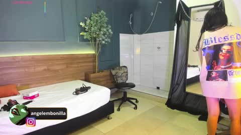 Megan    630  1330 -5 online show from 02/10/26, 12:09