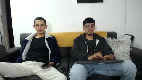 FallGays online show from 12/22/24, 01:23