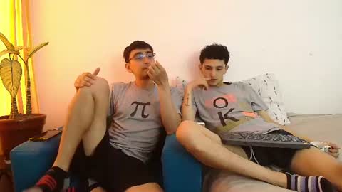 FallGays online show from 07/08/26, 04:11