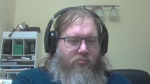 Snapshot of falso_aleatorio chatting on 12/21/25, 03:57 Fake Random online show from 12/21/25, 03:57