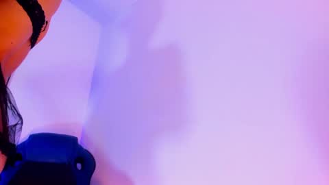 Snapshot of fanasy_andreadollx chatting on 02/15/25, 10:11 Andrea online show from 02/15/25, 10:11