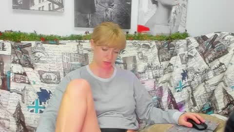 Nancy online show from 12/24/24, 09:28