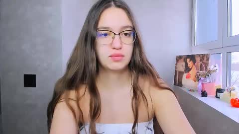 fancy bunny online show from 02/04/26, 05:13