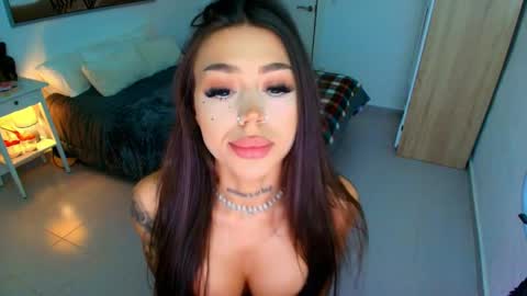 Jennifer online show from 05/26/26, 12:50