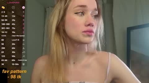 fancyamelia online show from 12/23/25, 05:27