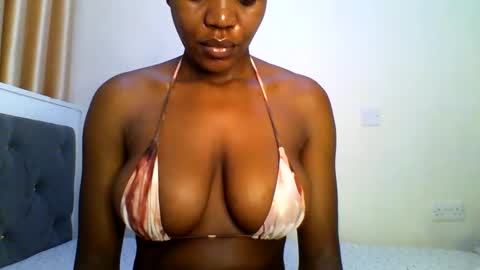 Snapshot of fancyfingers_ chatting on 06/08/26, 02:23 fancyfingers1 online show from 06/08/26, 02:23