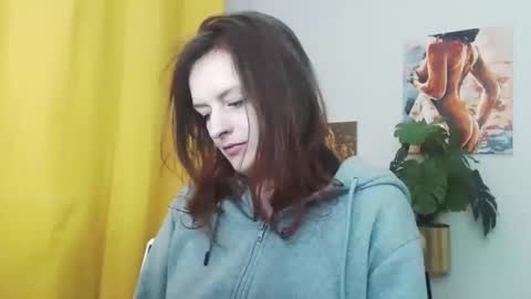 Nadine online show from 12/03/24, 09:22