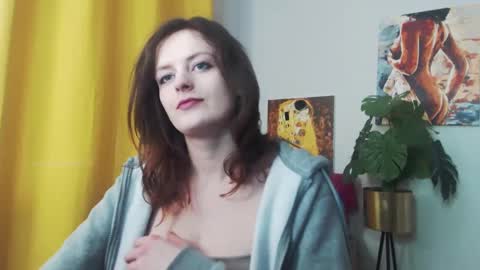 Nadine online show from 12/11/24, 12:23